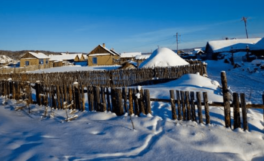 我国最北的村庄，不如北极村出名但却宁静质朴，冬味儿十足