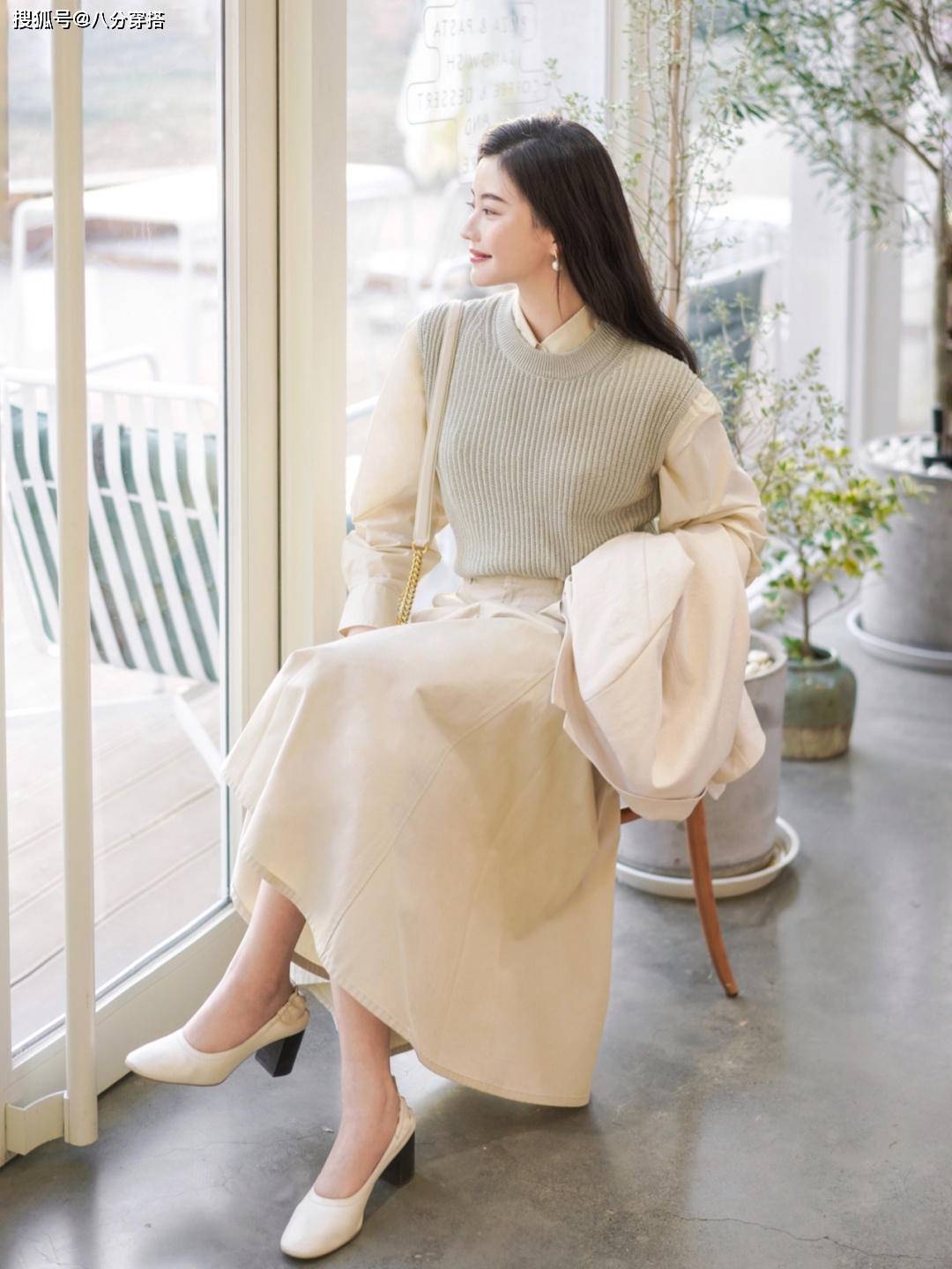 整体 冬天“毛衣”怎么穿更高级？这些保暖温柔的搭配，照搬也不会错