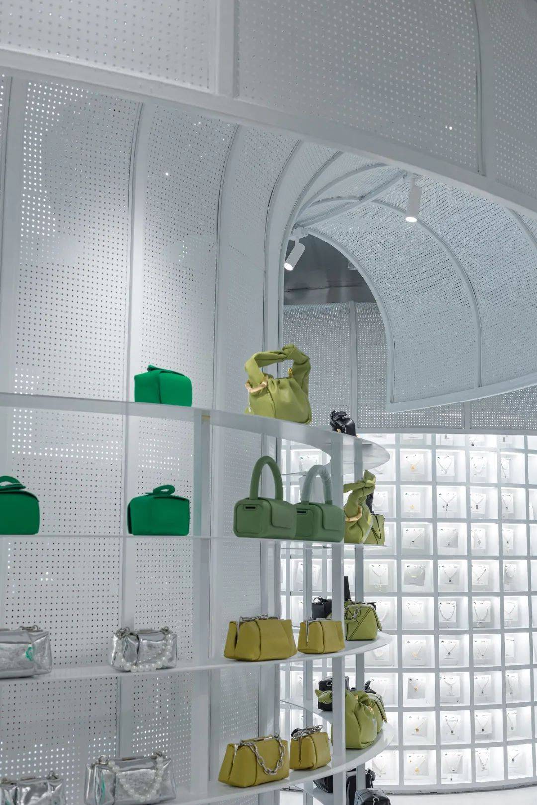 视觉 V I S · 品牌买手店