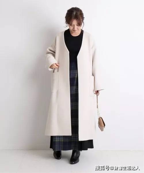 气势 “经典大衣”该怎么搭？三款经典款搭配不同衣着轻松打造气势季节印象