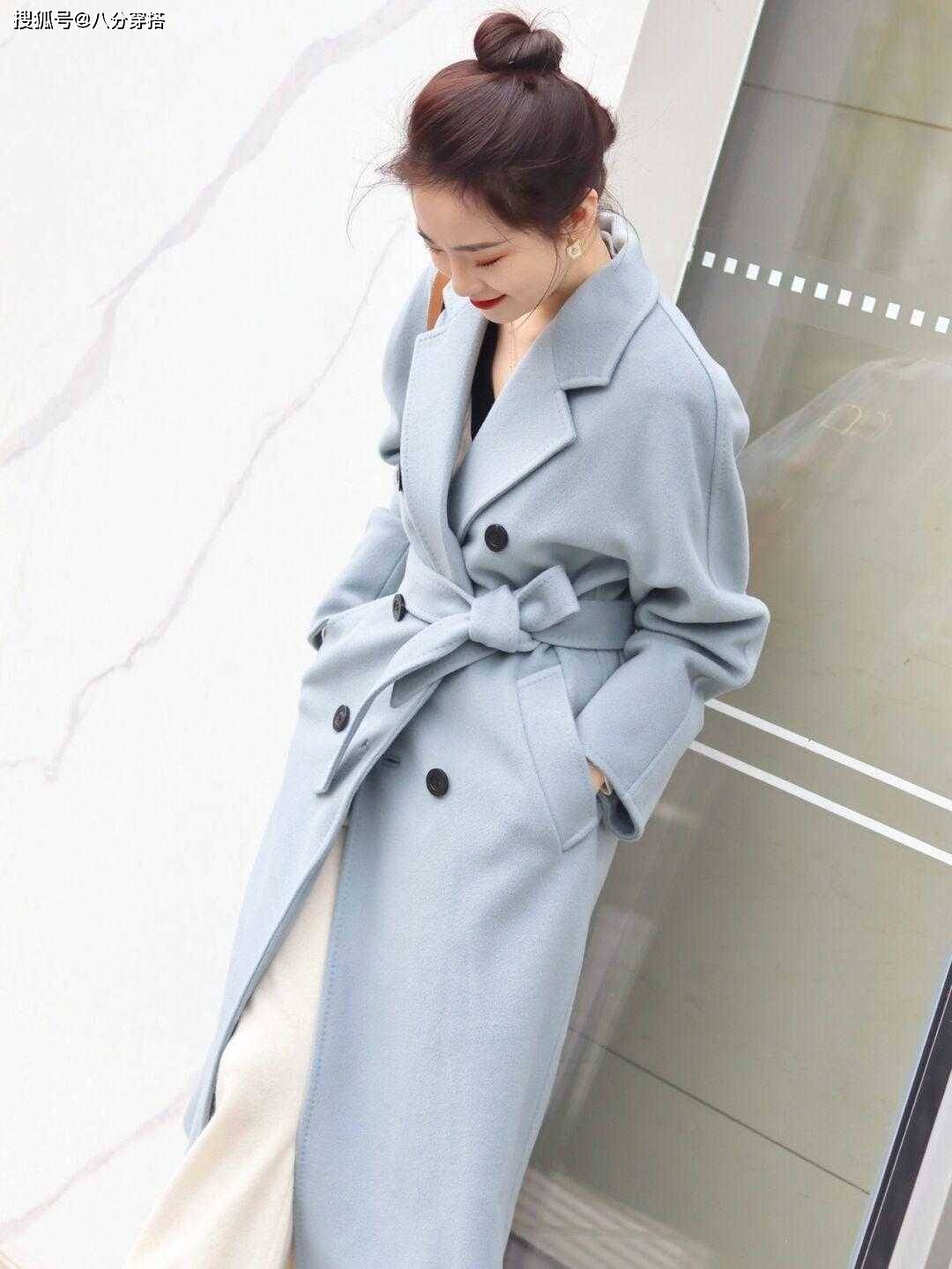 天蓝色 穿大衣不懂选颜色太苦恼？试试这几个颜色，显白温柔又不挑人