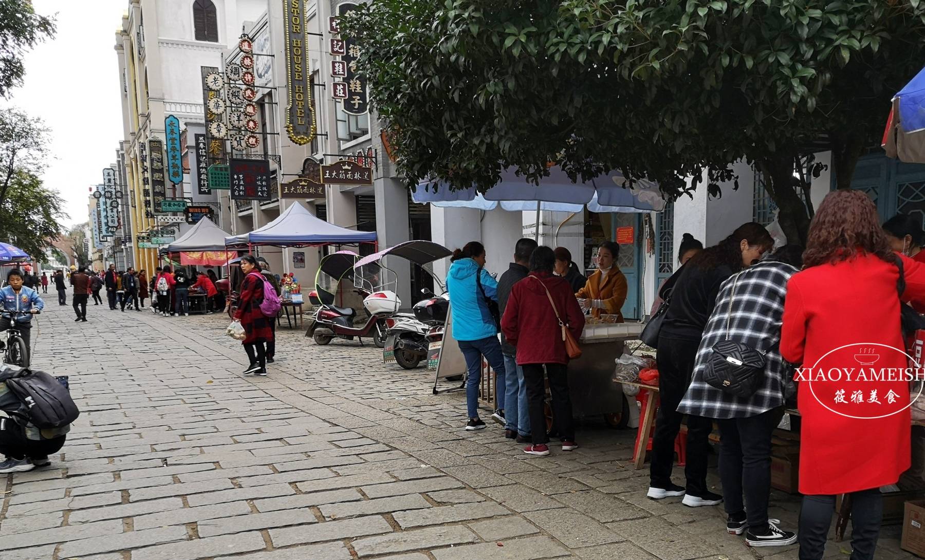 长沙宁乡有一条古镇小街，专卖腊鲢鱼，不论斤称，每条一概12元