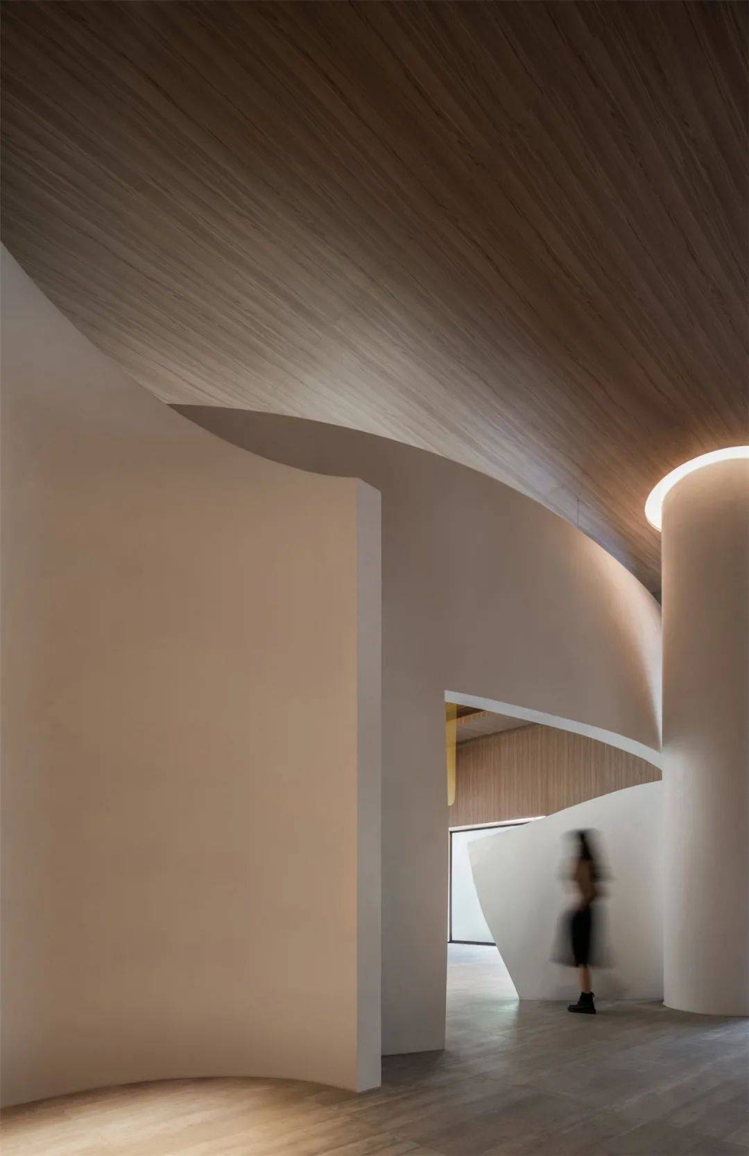 正方良行新作纯粹极简构筑非凡气质鸿安丽苑售楼中心