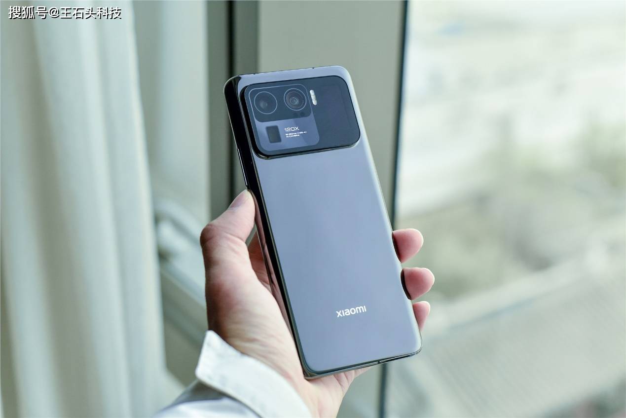 让雷军“瞠目结舌”的手机，不足7mm机身，却塞下4500mAh电池！