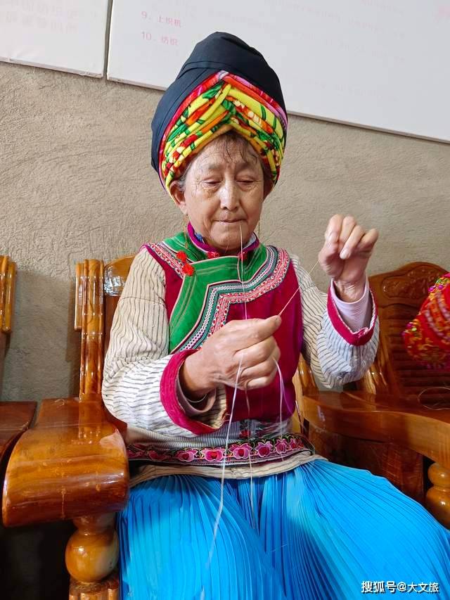 大理祥云傈僳族火草布