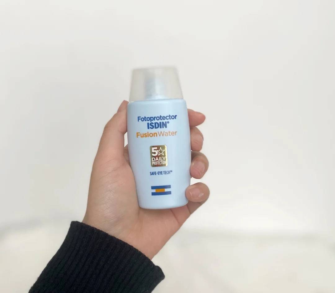 护肤品热搜第一!护肤品用得越多皮肤可能越差?孕期精简护肤才是王道!