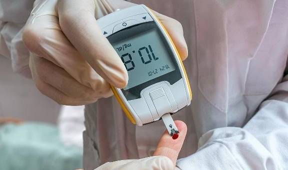 控制|患上了2型糖尿病?别自暴自弃,做好这3件事才是关键