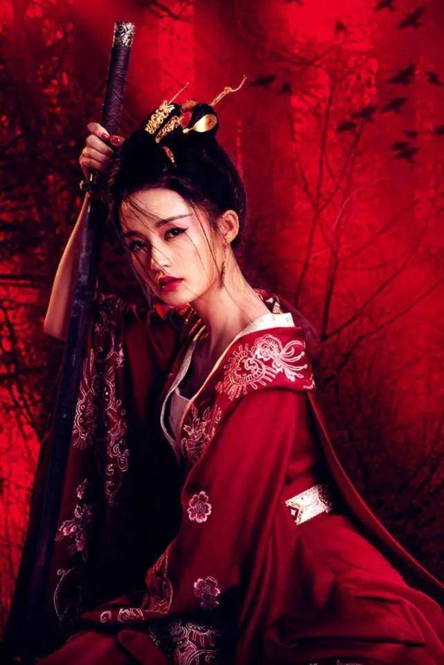 服装 盘点那些美得惊心动魄的服装造型