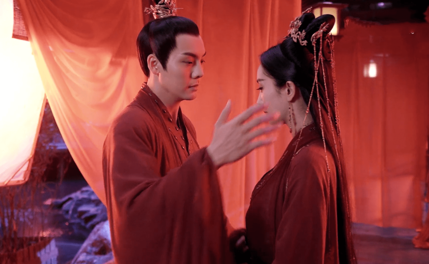 因为|《斛珠夫人》剧情开虐？方海市告白，方诸无情拒绝？方诸有苦衷