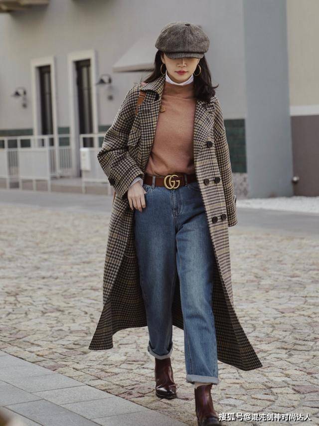 显得 穿大衣，不一定要配半身裙才好看，今年这3条长裤更时髦上档次