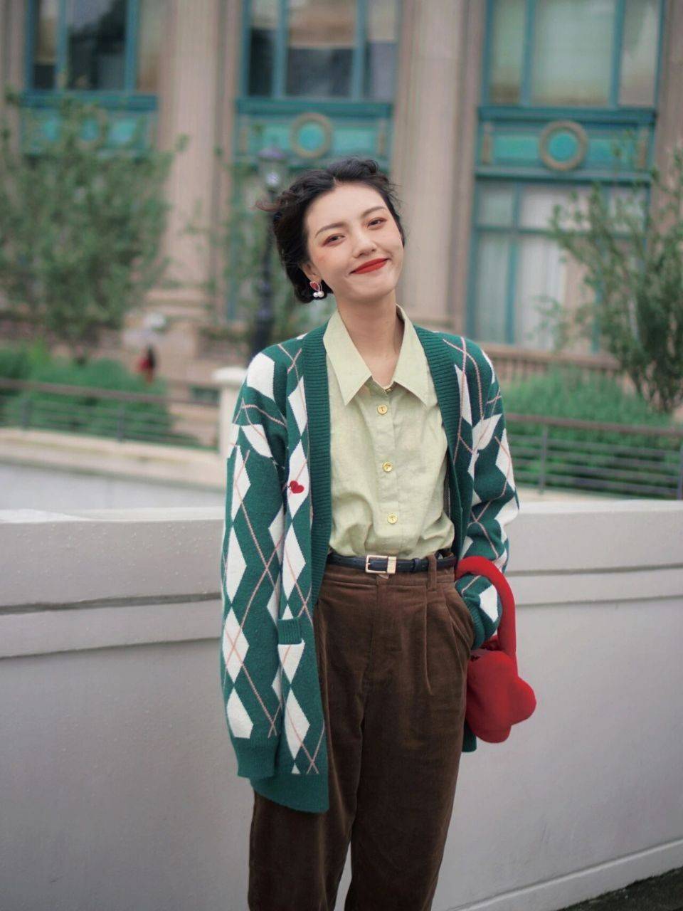 整体 “会打扮”和“不会穿”的女人差在哪了？看这3点，区别一目了然