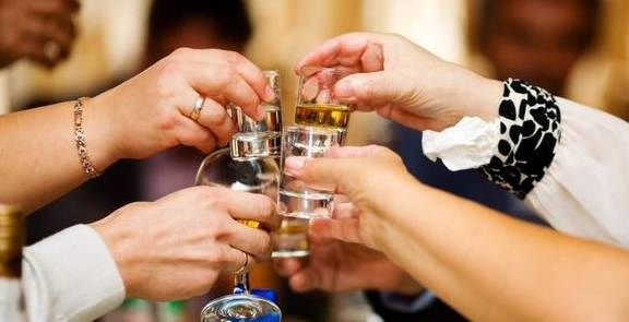 肝脏|想养肝,须谨记:饭后“一不宜”,睡前“二不要”,肝会慢慢变好