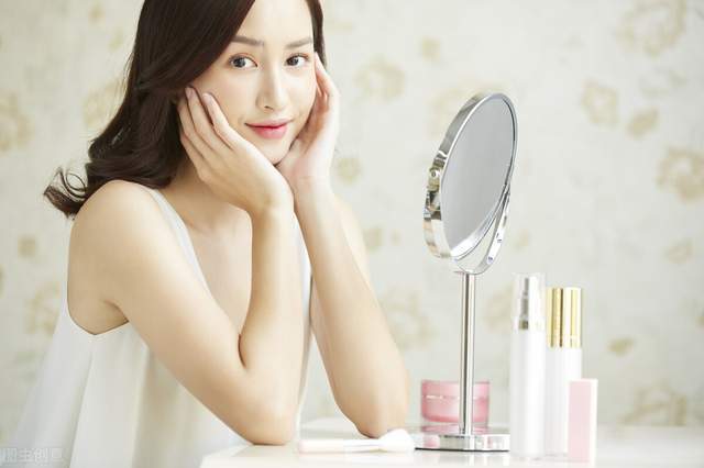 方法正确深度护肤：洗出水嫩好脸蛋，吃出完美顶级身材