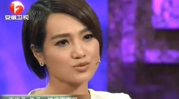 网友|39岁朱丹诞下二胎，丈夫周一围不知踪影，疑缺席待产与美女搭戏