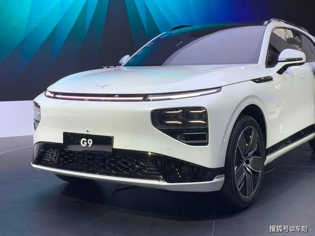 充电5分钟续航增加200km小鹏豪华中型suvg9实车惊艳亮相