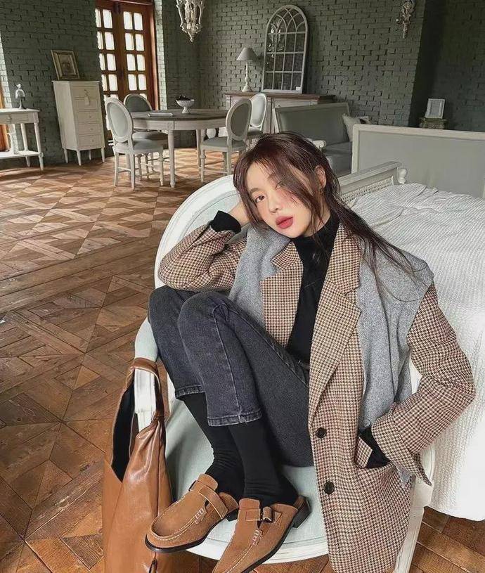 什么 大衣里面穿什么？这几件内搭好看到爆