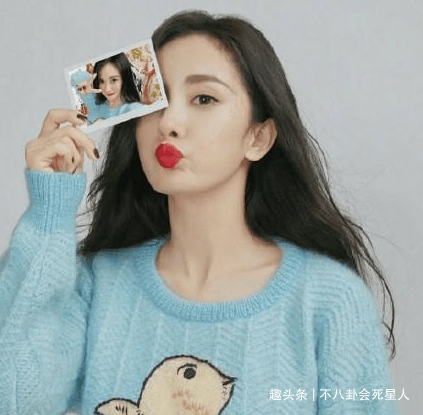 鞠婧祎 鞠婧祎被骗，造型师道歉，一件毛衣7300，透露明星真实消费水平