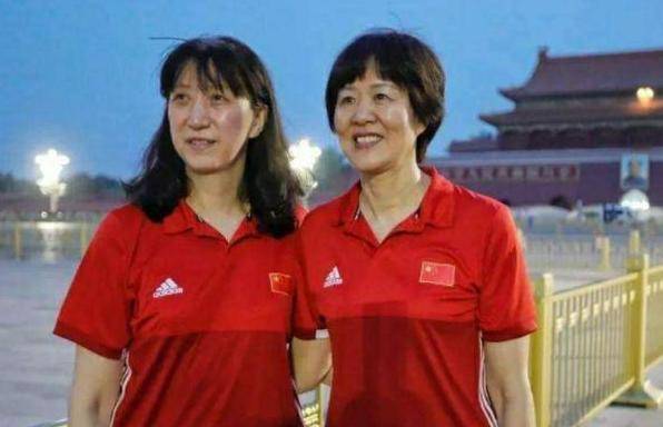 主教练|中国女排老队长出山，赖亚文加入教练组，助郎平剑指2024奥运会