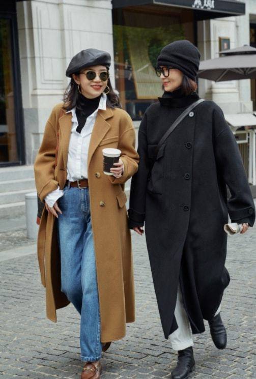 向三木 贝雷帽和针织帽都有着明显的保暖效果