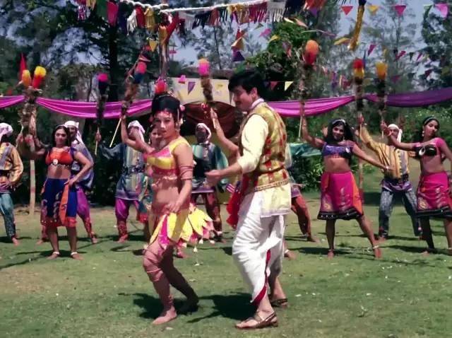 内地|80年代前后九部译制片:《茜茜公主》赢在清新,《超人》穿越时代?