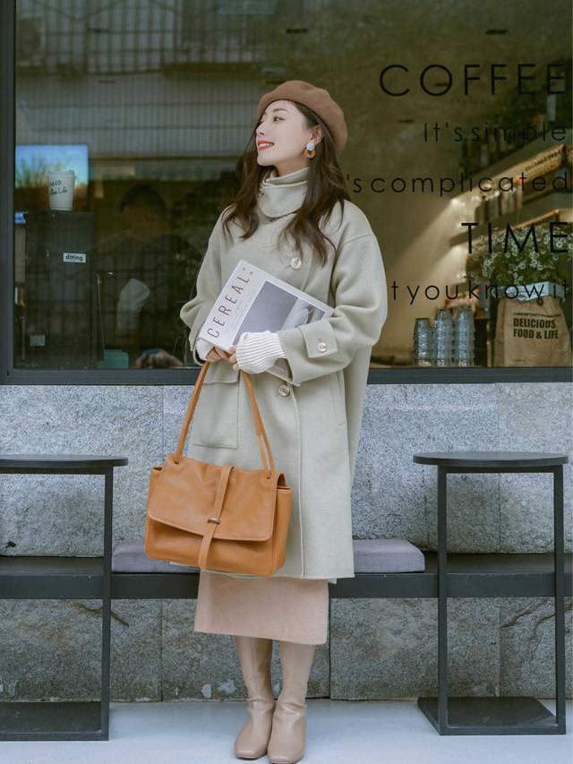 配饰 冬季最美的打开方式，“大衣+毛衣”才是王炸cp，保暖又洋气