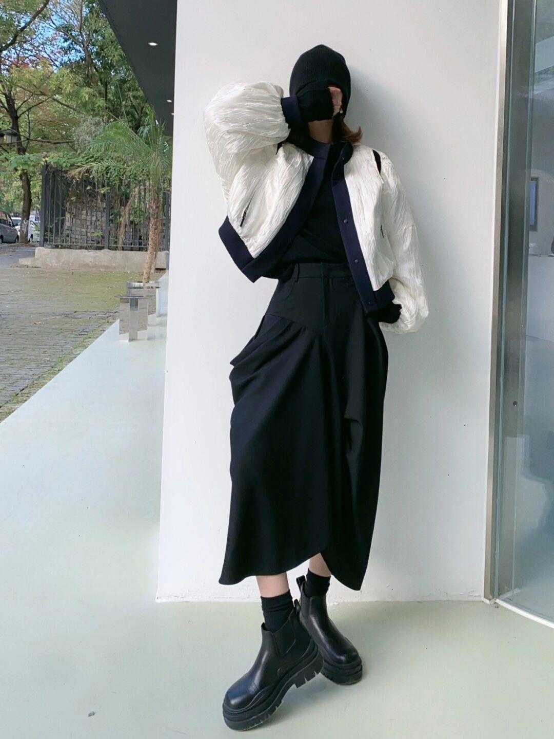 羽绒服 别再扎堆买连帽羽绒服了，今年冬天试试无领羽绒服，保暖又时髦