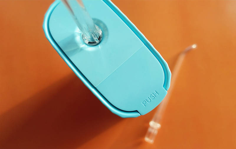 水箱|深层清洁牙齿，保持口腔健康，小米生态铟立方便携式冲牙器体验