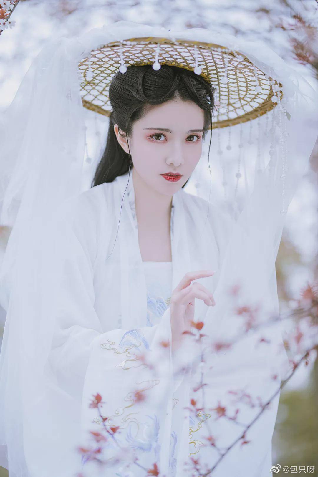 仙女 汉服小仙女：风物长宜放眼量