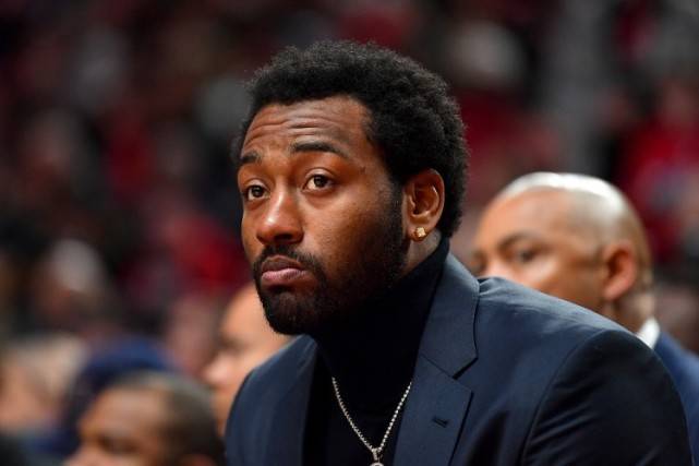 交易|NBA-年薪4430万，一秒钟都没打！交易没人要，火箭沃尔都成输家