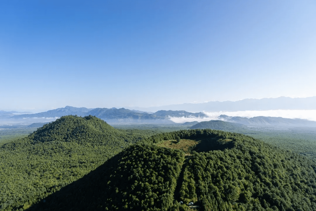 火山|看火山、泡温泉、赏银杏……在腾冲遇见云南醉美的冬天