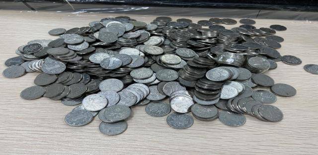 岚皋农商银行兑换小零币彰显大担当