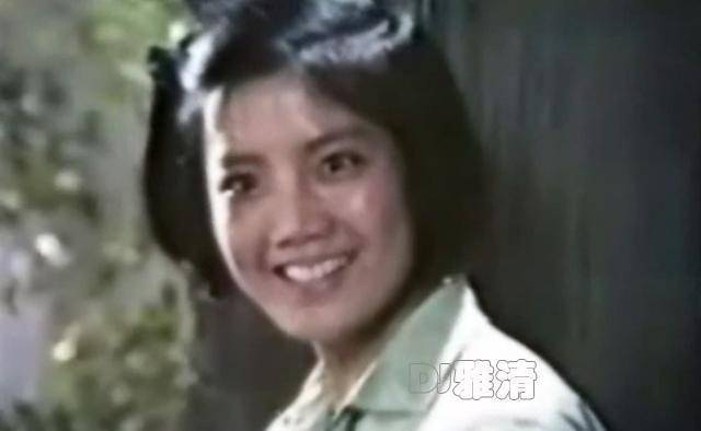 因为|李秀明近照 昔日当红女星 唐国强老搭档 如今65岁 女儿长得