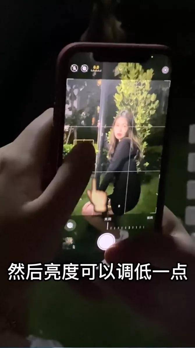 投影抖音第一挡脸美女吸粉700w，全靠360度无死角照骗技术？