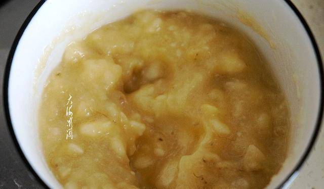 做法|鸡蛋面粉加香蕉，孩子最爱的早餐饼，松软香甜，能量满满