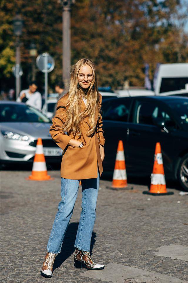 脚踝 扔掉你的过膝靴吧,太拖沓!今年流行“脚踝靴”,时尚百搭显腿长