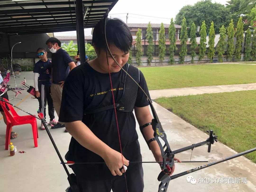 akusta竞技反曲弓的训练技巧