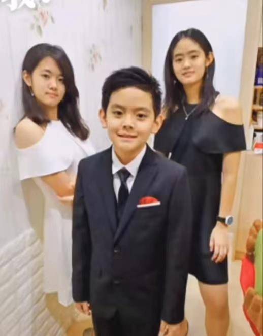 老婆是个空姐 b6bc86fa12cc45ce98b171cb4279cd8d.jpeg