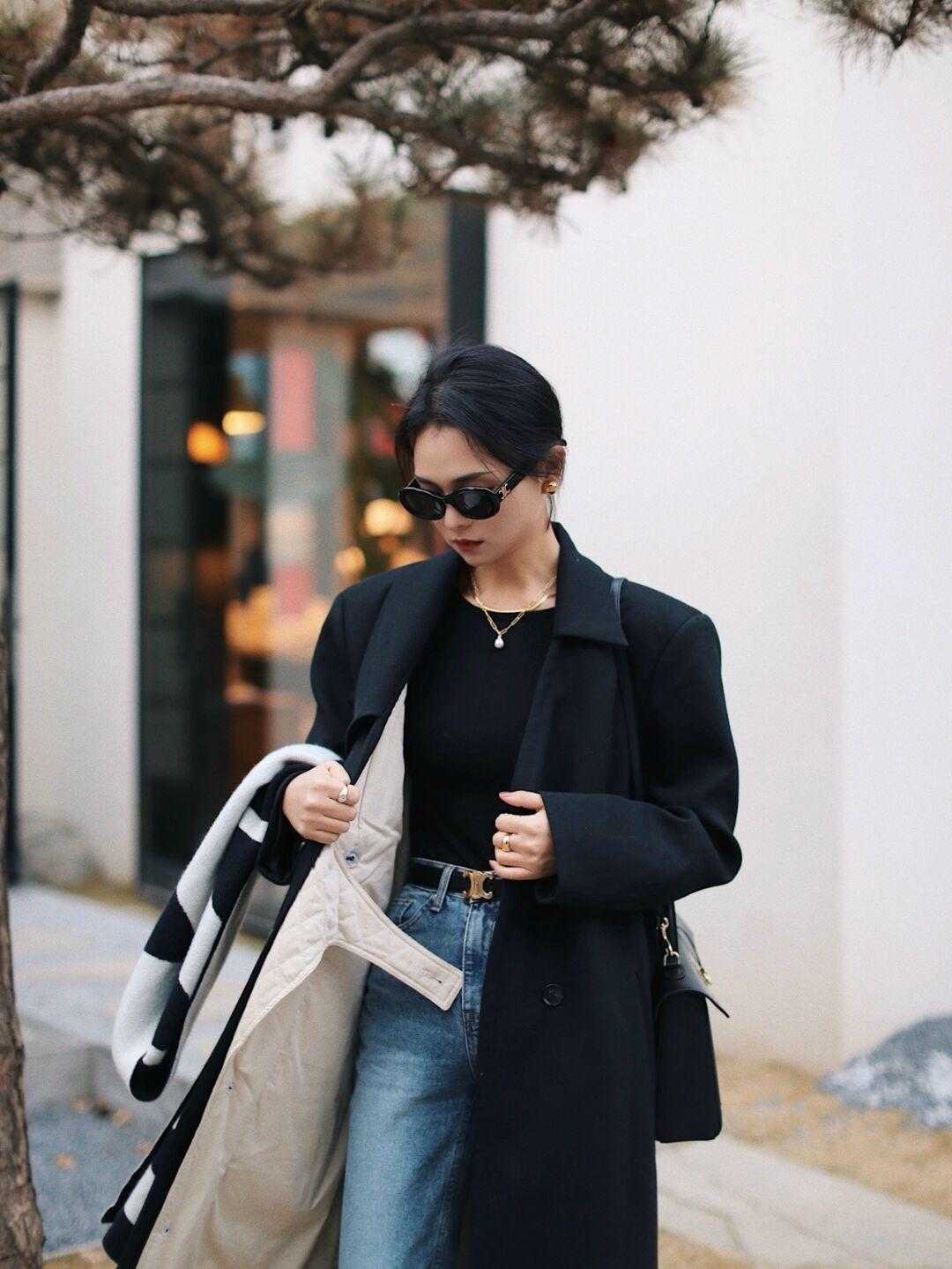 整体 冬天的大衣千万别乱选，这几款保暖又大气，普通人也能穿出高级感