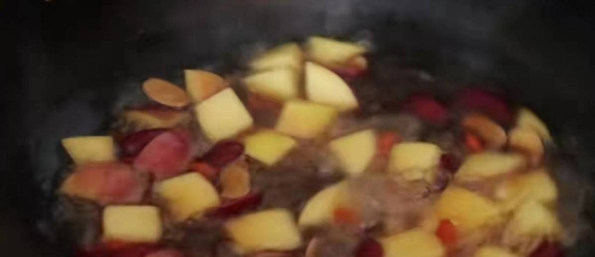 苹果加山药煮水喝功效 75d635925e734a4eab9d3550d3009a4c.jpeg