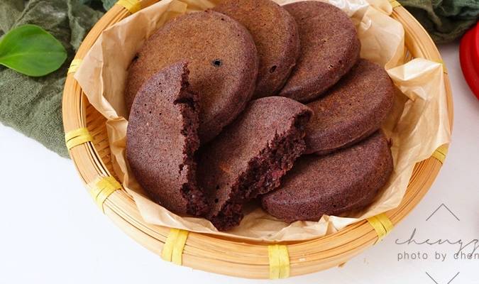 时间|天冷，45岁老阿姨迷上了这早餐，1周吃3次，别看黑乎乎，特营养