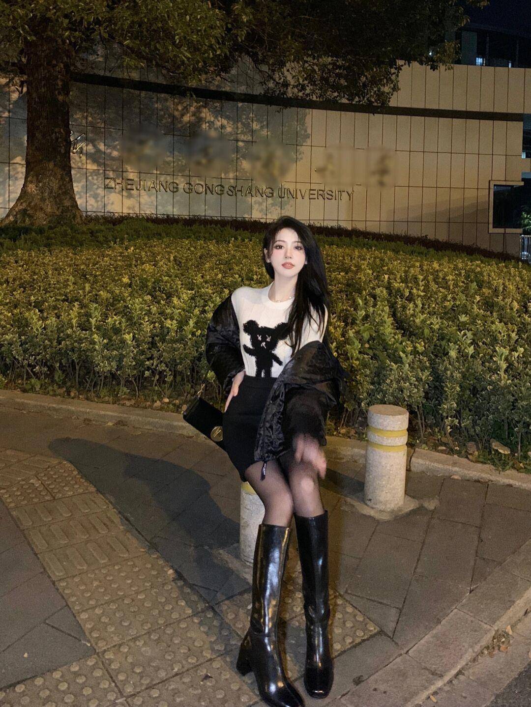 颜色 鞋子不会选？试试这5种颜色的“长筒靴”吧，看看哪款与你最配