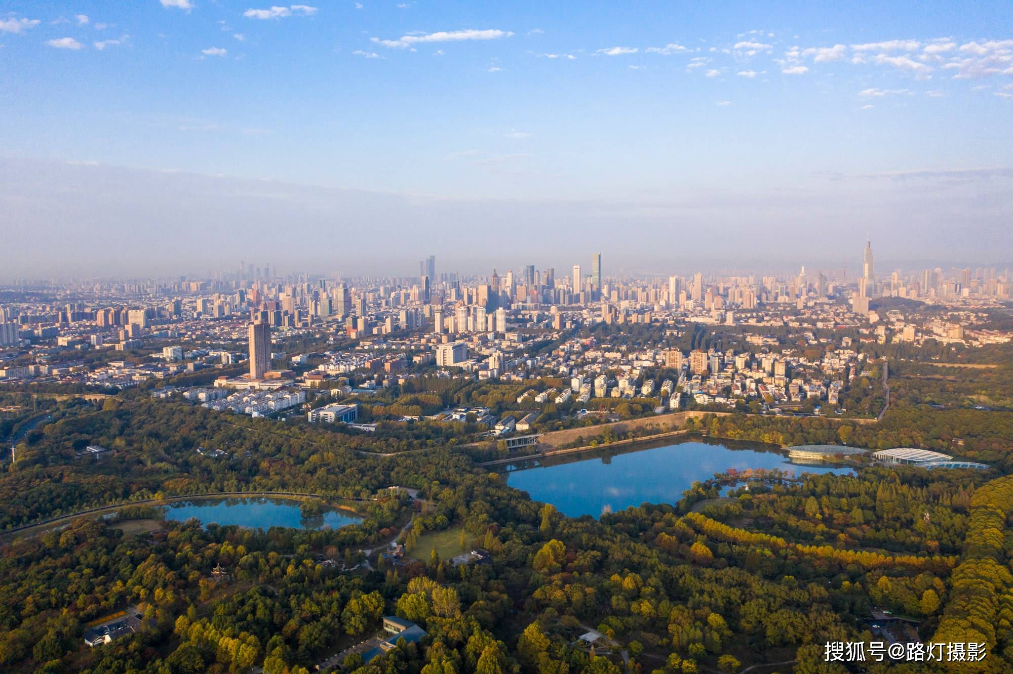 老龄化|江苏最宜居的4个城市，苏州和无锡不相上下，你更喜欢哪一个？