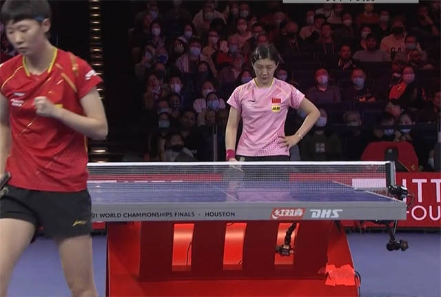 挑衅|陈梦王曼昱被洋垃圾挑衅！孙颖莎没主管教练，仍4-1冲进女单决赛