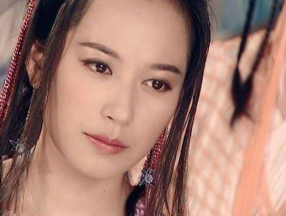 小倩娱乐圈女星古装脸谁最美？迪丽热巴垫底 刘诗诗第六 第一名更美