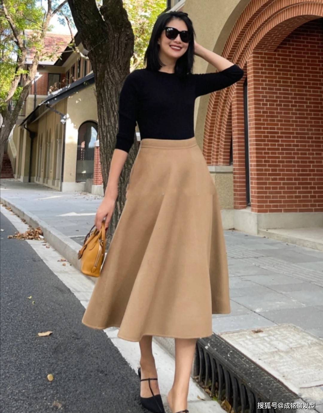 大地 40+的女人穿搭要体面,这些搭配高级又显贵,不掉档次又显气质