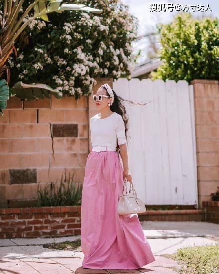 辣妈 小个子辣妈的四季穿搭圈粉了,时尚百变,160的身高穿出170的气势