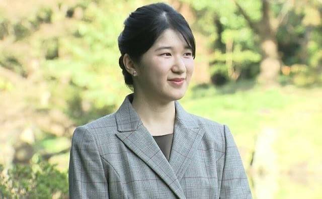 公主 日本爱子公主过20岁生日！西装配半裙神似雅子皇后，彻底赢过佳子