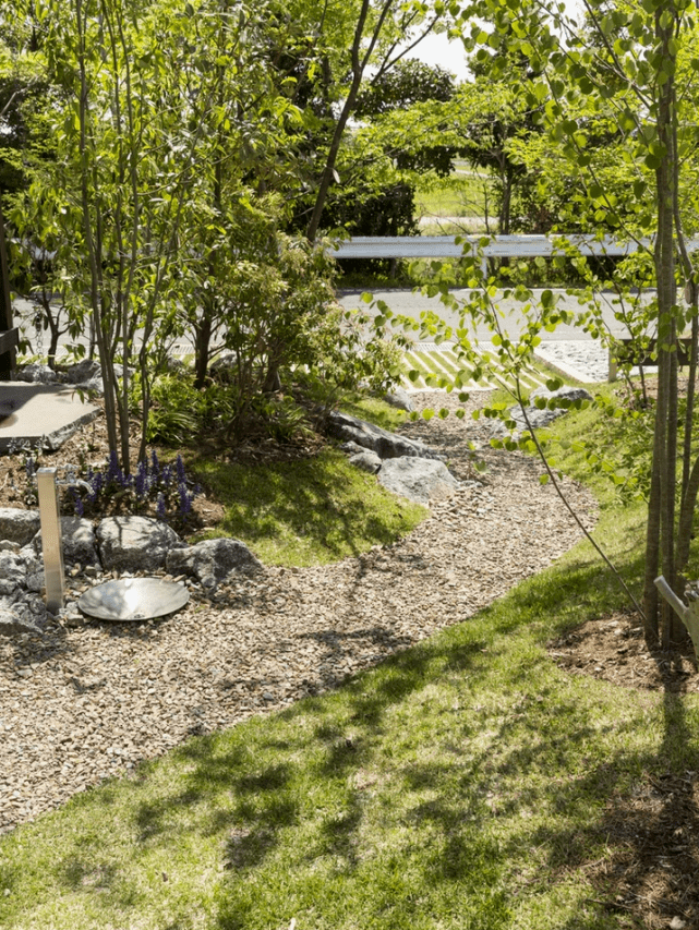 剑源共挤木日式自然风杂木庭院