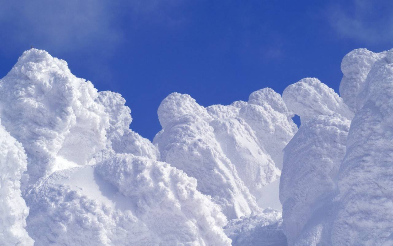 《雪,冬的天使》(外三首)文/王明雪(甘肃)_高原_大地_天空