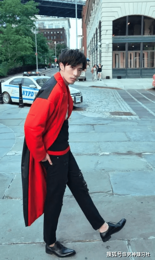 西裤 你需要一条合适的裤子，才能让你的大衣帅一整个冬天